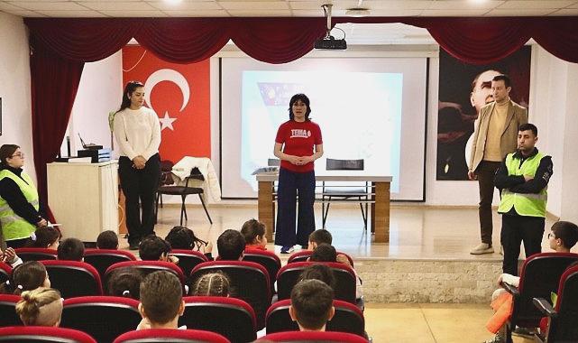 Bayraklı’da Sıfır Atık Bilinci Küçük Yaşta Kazanılıyor