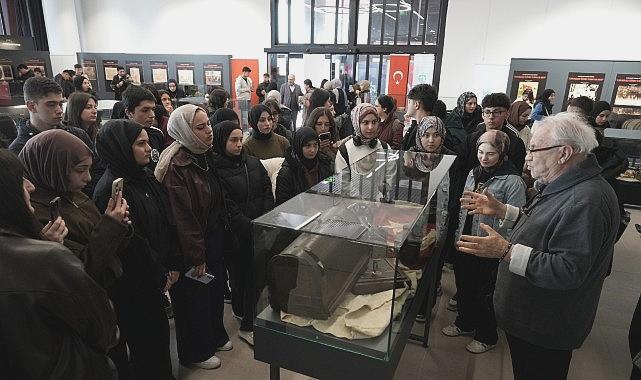 Çanakkale Ruhu İzmit’te Canlandırılan Tarihi Sergiye Yoğun İlgi