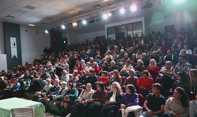 Didim’de Kadın Kadına Özgürlük Oyunu Büyük İlgi Topladı