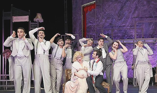 “Gözlerimi Kaparım Vazifemi Yaparım” Bursa’da Seyirciyle Buluşacak