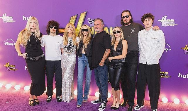 Hannah Montana: Bir Neslin Unutulmaz İkonu Yeniden Sahneye Çıkıyor