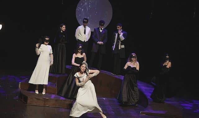 İBB Şehir Tiyatroları 13. Liseler Arası Tiyatro Buluşması İçin Başvurular Açıldı