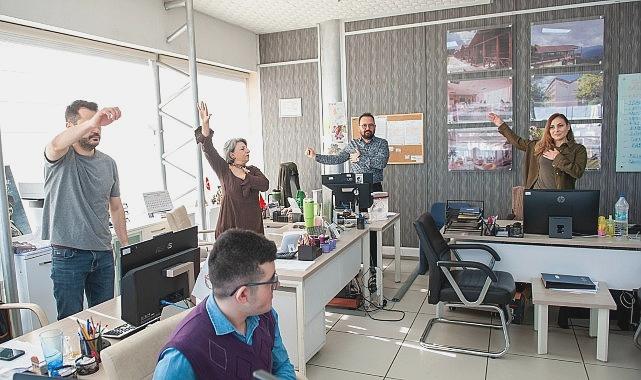 Karşıyaka Belediyesi Çalışanlarının Sporla Güne Dinamik Başlangıcı