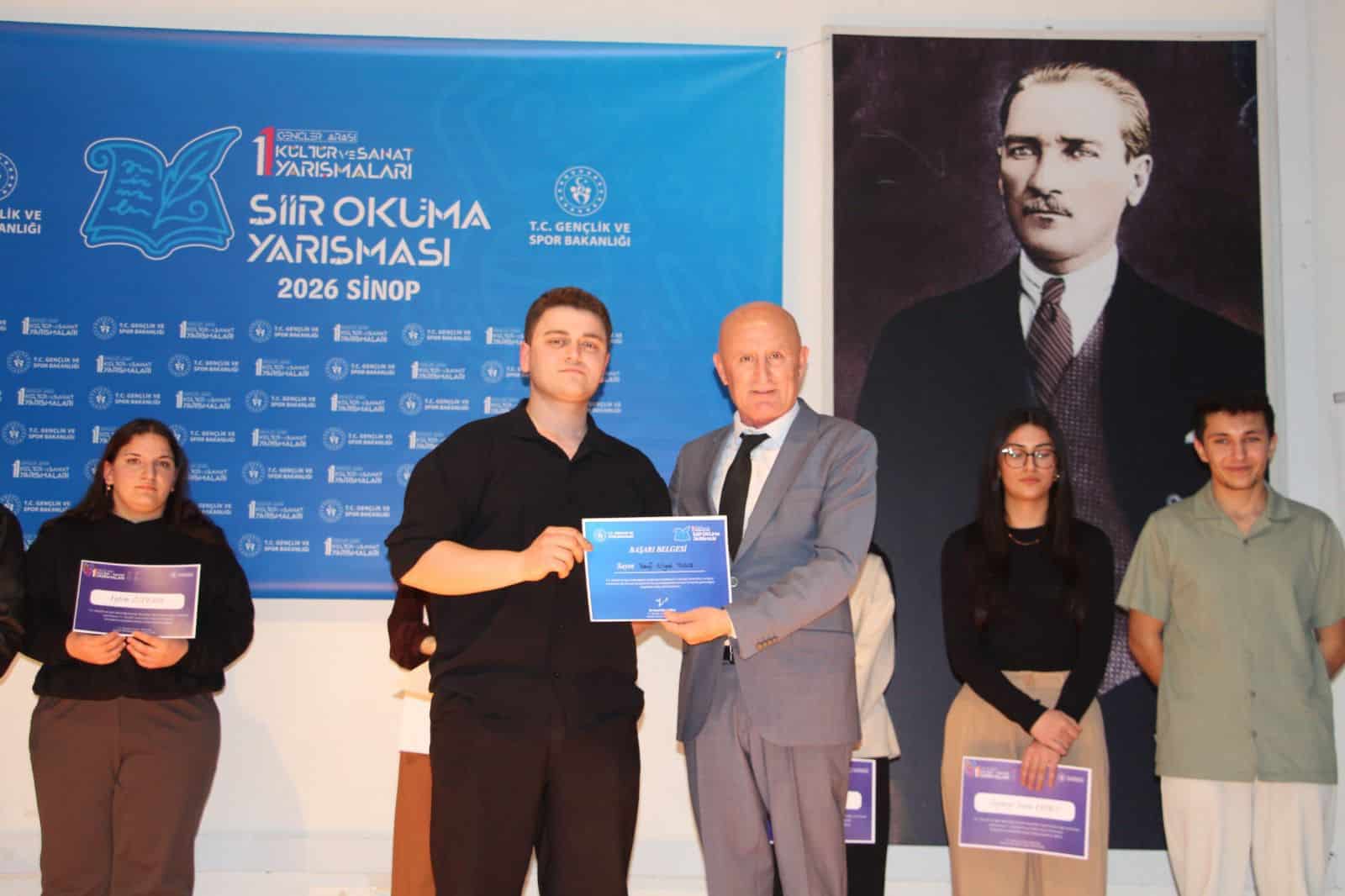 Ayancıklı öğrencilerden kültür ve sanat yarışmalarında başarı