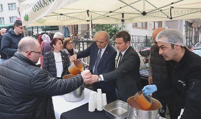 Başkan Aydın Cuma Durağını Muradiye Mahallesi’ne Taşıdı