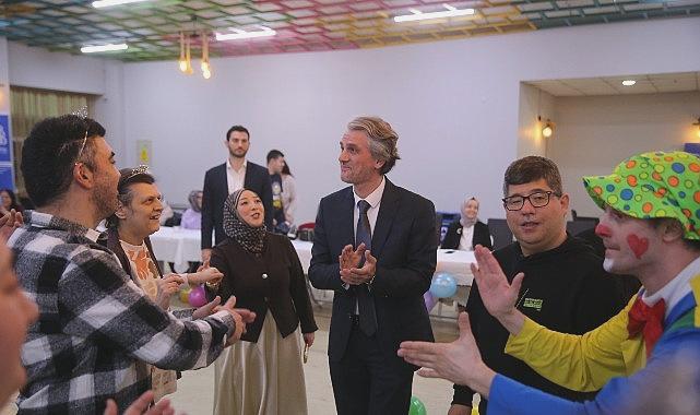 Bayrampaşada Engel Tanımayan Doğum Günü Kutlaması