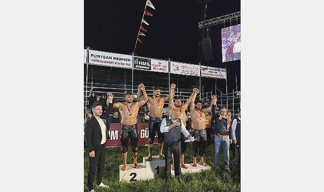 Belediye Güreşçisi Kayadan Büyük Üçüncülük Başarısı