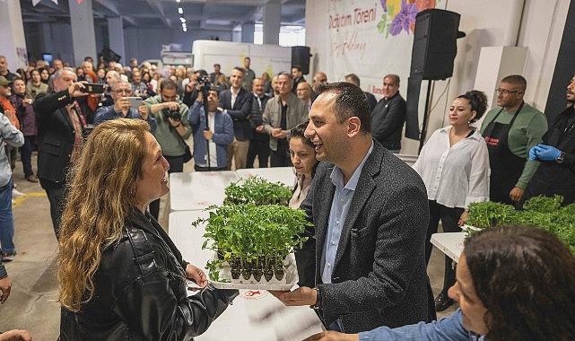 Bornova’da Toprağa Can Veren Destekler Üreticiyi Güçlendiriyor