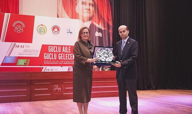 DEÜ Ev Sahipliğinde Başlayan Uluslararası Aile Sempozyumu: Güçlü Aile, Güçlü Gelecek