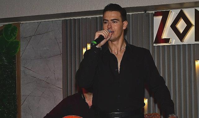 George Klontzas, Zorba Tavernada Sirtaki Performansıyla İstanbul’u Etkiledi