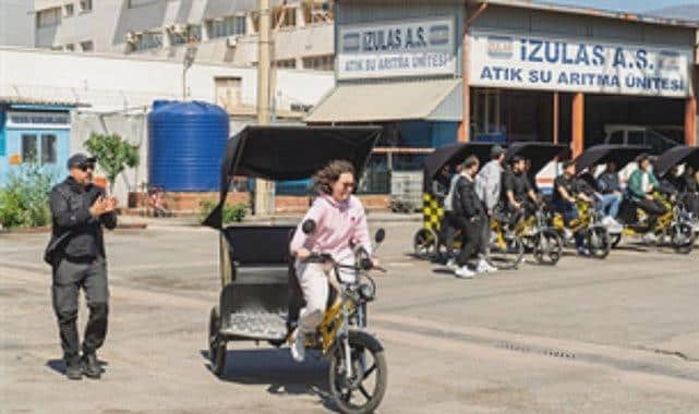 İzmir’de Bisicab Dönemi Resmen Başlıyor