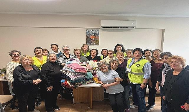 Karşıyakalı Çınarlardan Yürekleri Isıtan Eşsiz Dayanışma Hikayesi