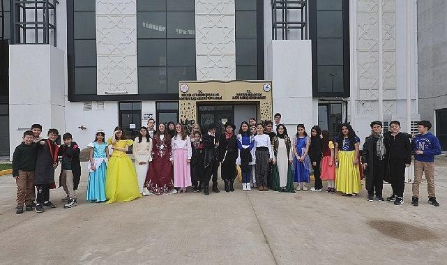 Kartepe’de Masal Kahramanları Kütüphanede Unutulmaz Bir Buluşma Gerçekleştirdi