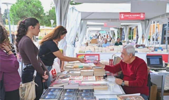 Kültürpark’ta Tarihi Anlar: İZKİTAP Başlıyor