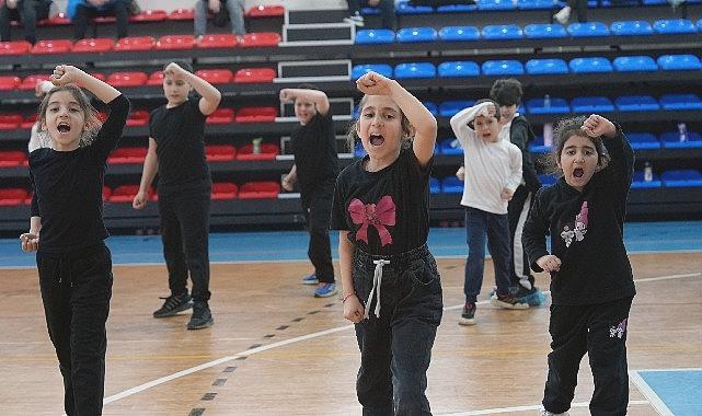 Maltepe’nin Yeni Karate Şampiyonları Mezuniyet Sevincini Yaşadı