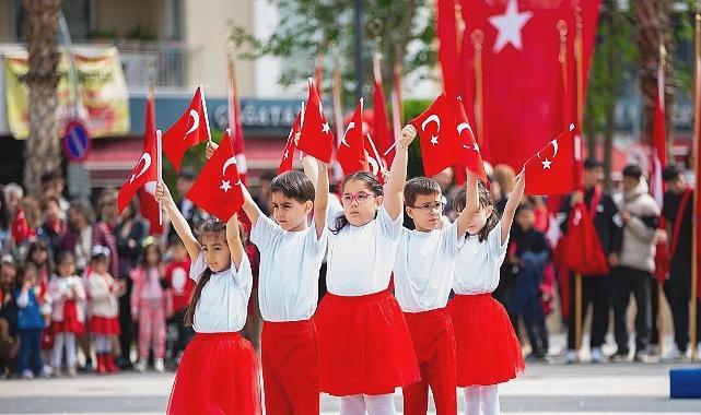 Narlıdere’de 23 Nisan Coşkusu Doyasıya Kutlandı