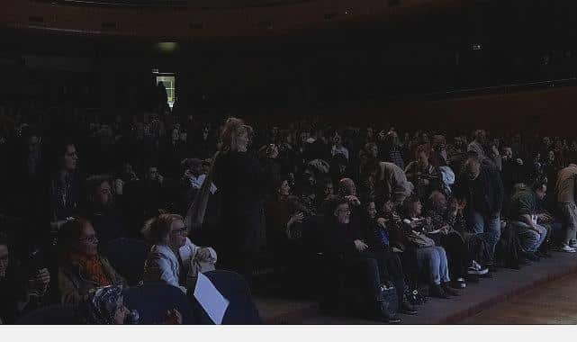 Şehir Tiyatroları Bursa’da İzleyiciyi Büyüleyen Sahne Şovu