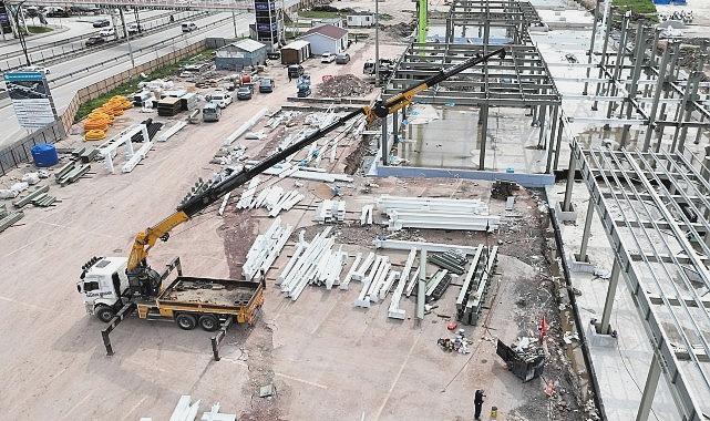 Yapılar Yükseliyor ve Merkez Formunu Kazanıyor