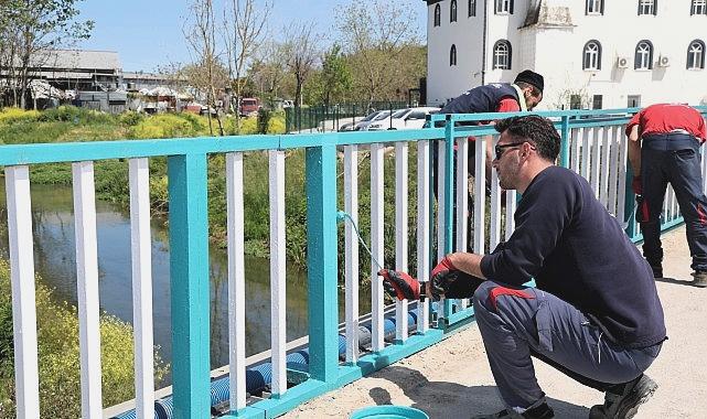 Büyükşehirle Korkuluklar Artık Pırıl Pırıl ve Güvenli