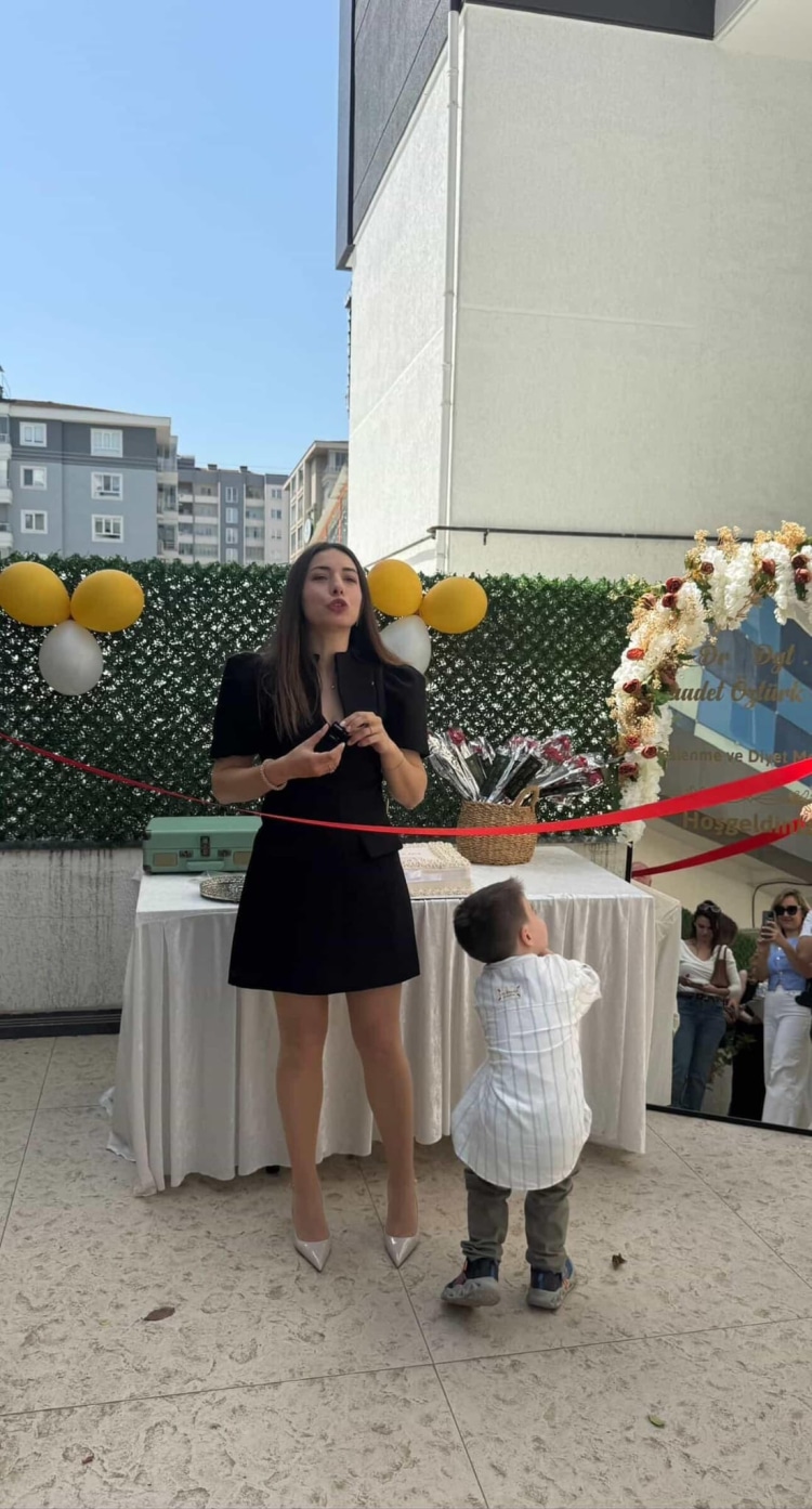 Diyetisyen Saadet Öztürk Gök Danışmanlık Ofisi Açıldı