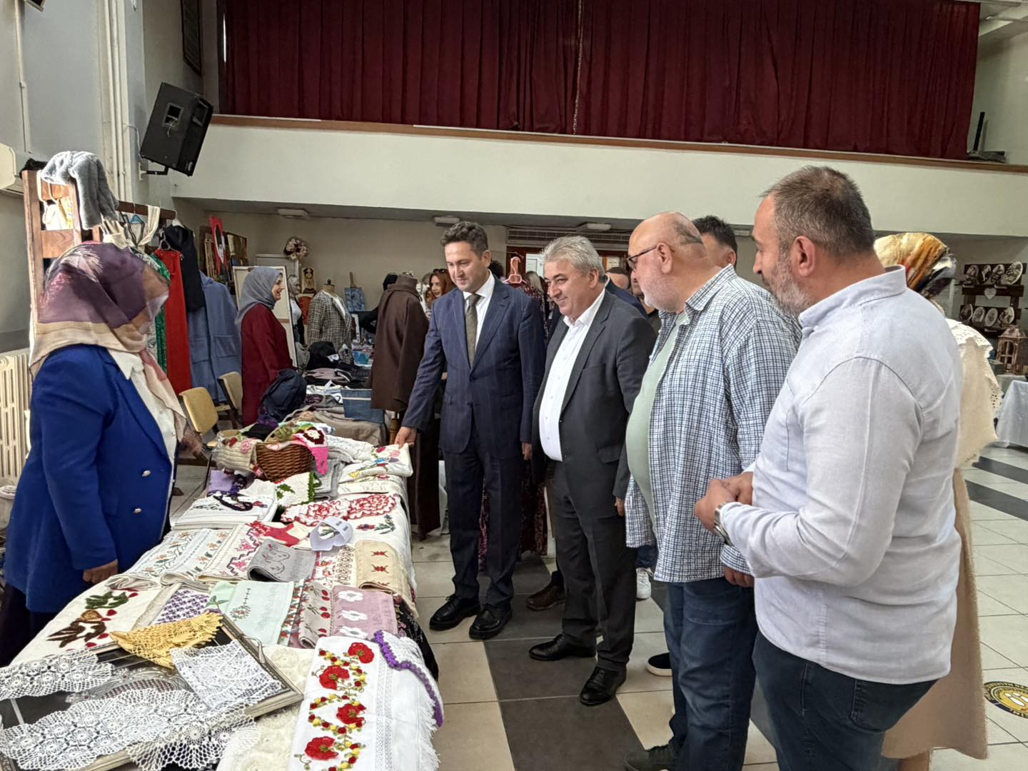 Ayancık'ta "Hayat Boyu Öğrenme Şenliği" Sergisi Açıldı