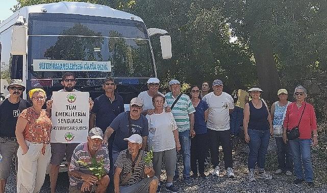 Tarihin izinde bir gün: Emeklilerden Seferihisar gezisine tam not