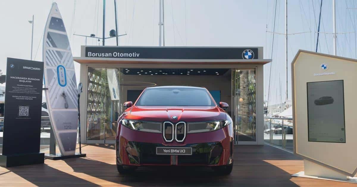 Yeni BMW iX3, Elektrikli Mobilite Tecrübesini Yalıkavak Marina’ya Taşıyor