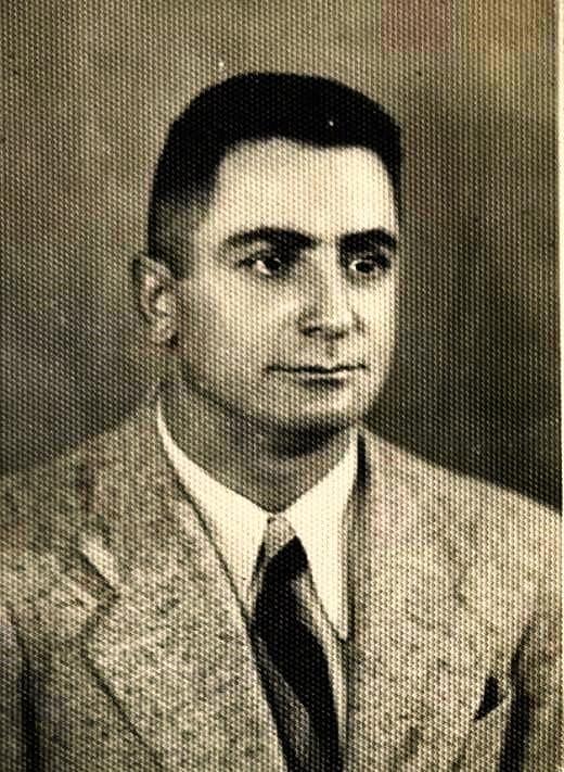 VECİHİ HÜRKUŞ'U UÇURAN ADAM "Küçük İrfan"
